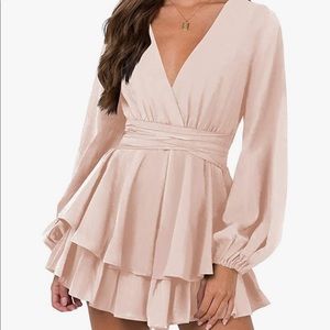 Long sleeve pink V-neck mini dress
